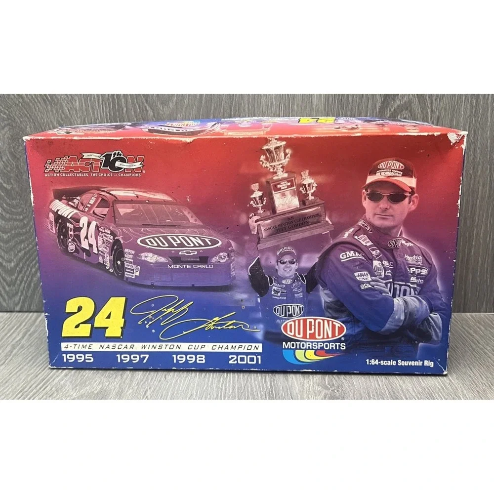 Action Jeff Gordon #24 DuPont Monte Carlo 1:64 Souvenir Rig Set